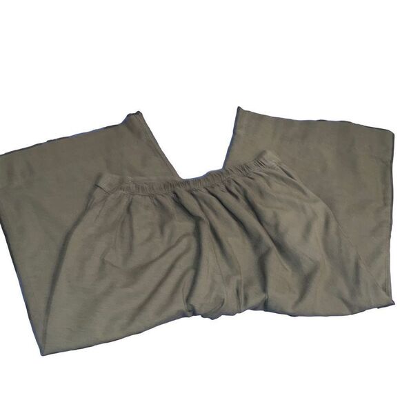 American Eagle Women Elastic Waist Structured Pleated Shorts Size Large - Picture 2 of 8